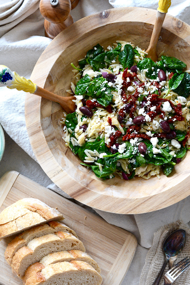 Spinach & Orzo Salad (Video) ciaochowbambina.com