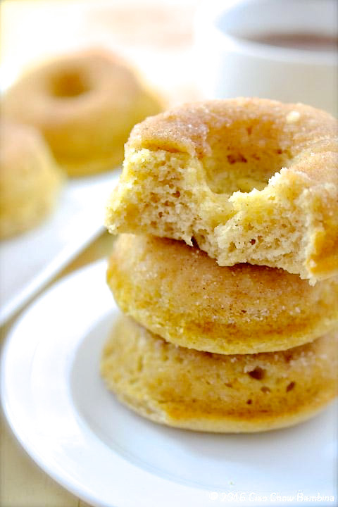 Baked Strawberry Doughnuts with Fresh Strawberry Glaze ciaochowbambina.com