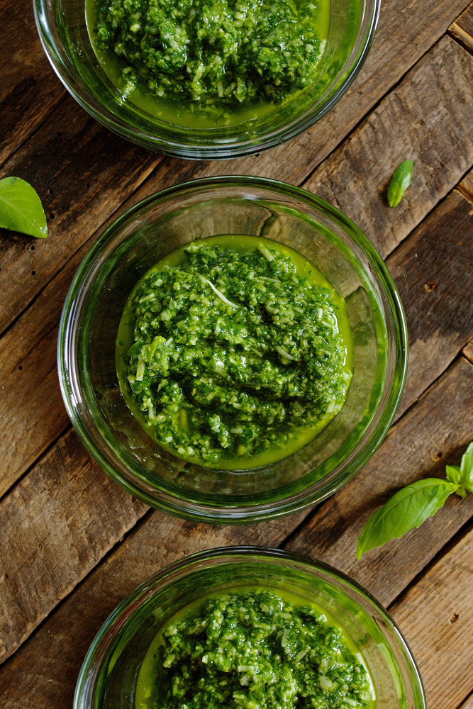 Italian Chicken with Basil Pesto & Grape Tomatoes ciaochowbambina.com
