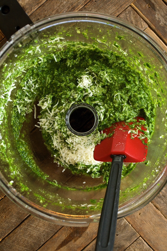 Italian Chicken with Basil Pesto & Grape Tomatoes ciaochowbambina.com