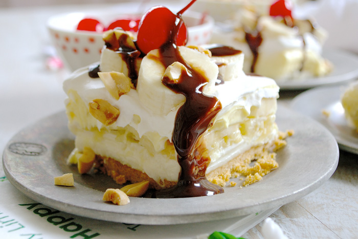 Banana Split Cake ciaochowbambina.com