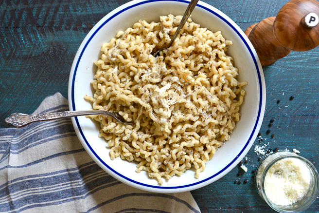 Fusilli Cacio E Pepe ciaochowbambina.com