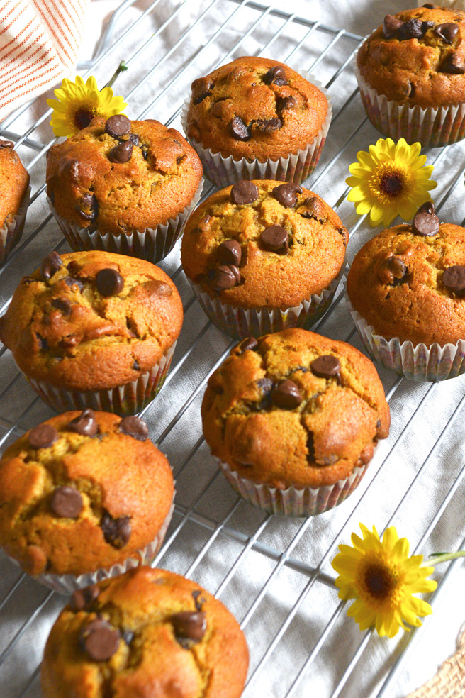 pumpkin-chocolate-chip-bacon-muffins ciaochowbambina.com