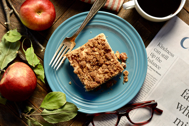 cinnamon-apple-cake-with-pecan-crumble ciaochowbambina.com