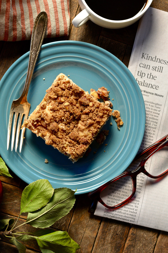cinnamon-apple-cake-with-pecan-crumble ciaochowbambina.com