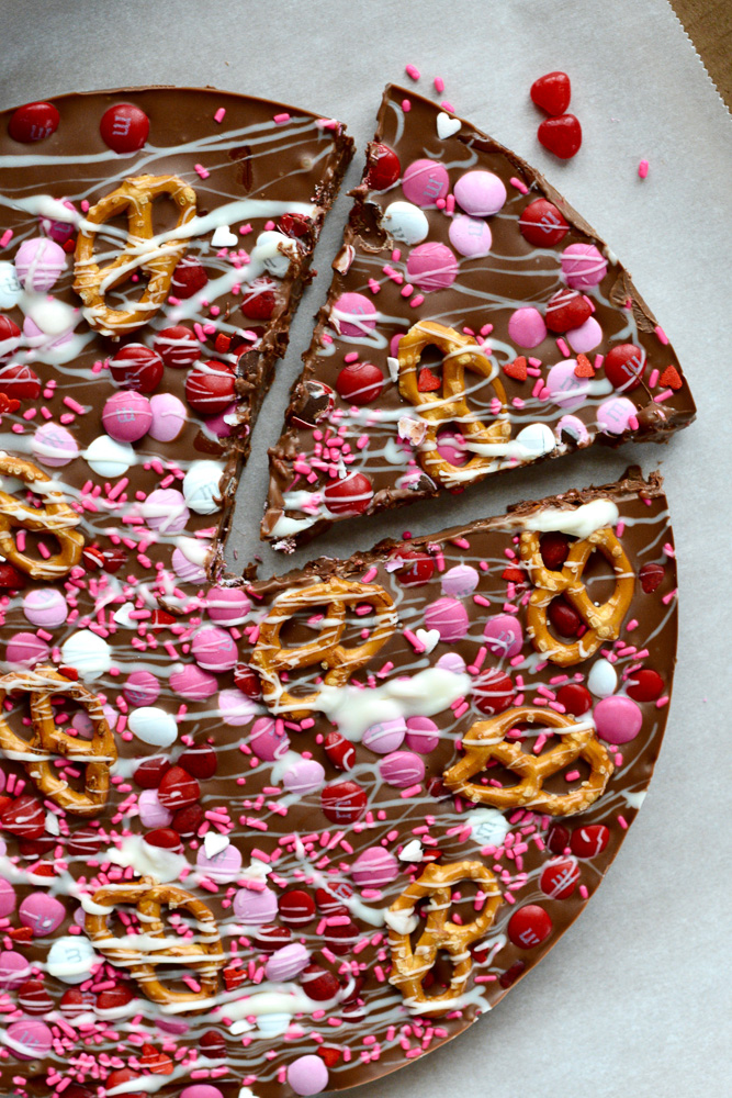 Milk Chocolate Valentine's Pizza ciaochowbambina.com
