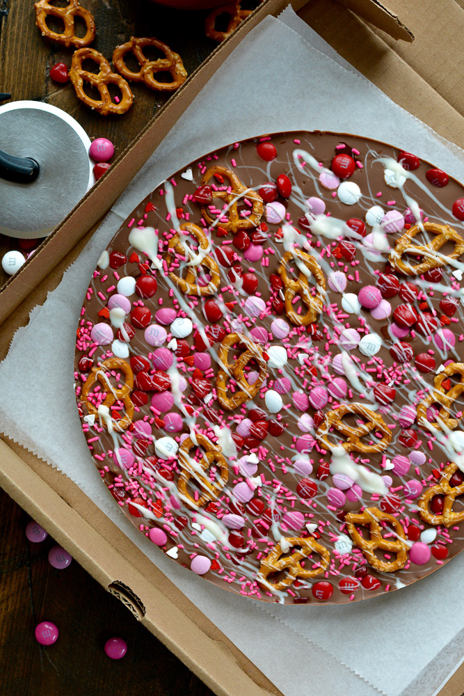 Milk Chocolate Valentine's Pizza ciaochowbambina.com