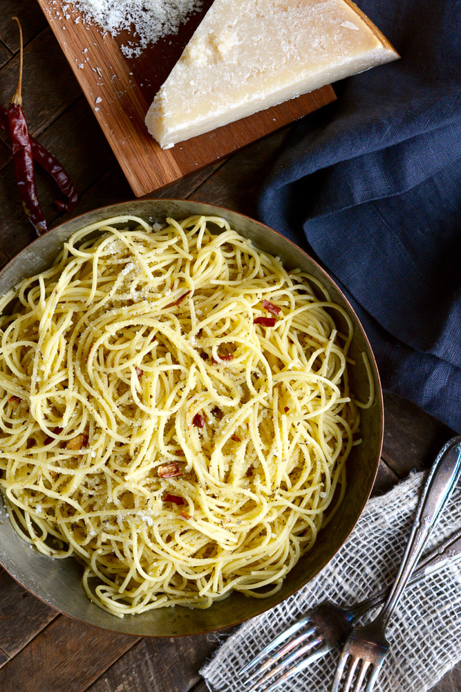 Spaghettini Italiano with Garlic, Chili, Oregano &amp; Parmesan | Ciao Chow ...