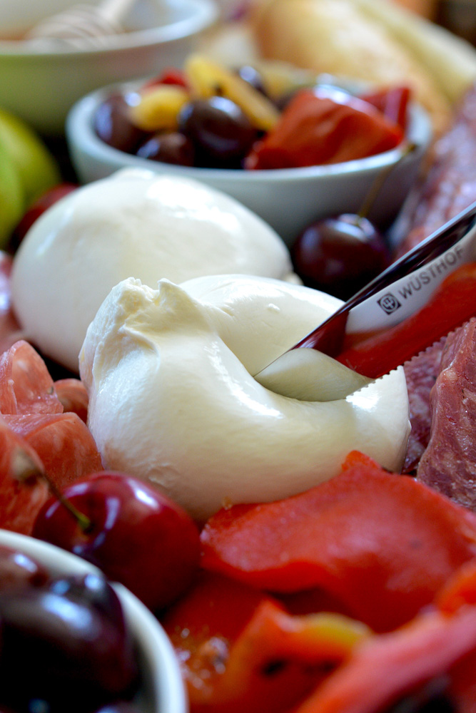 Italian Charcuterie Board ciaochowbambina.com