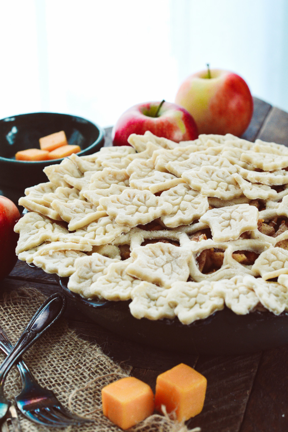 Apple Cheddar Pie ciaochowbambina.com