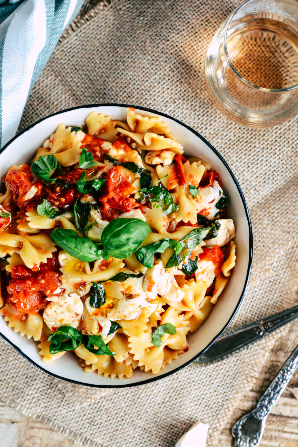 Roasted Tomato Caprese Pasta ciaochowbambina.com