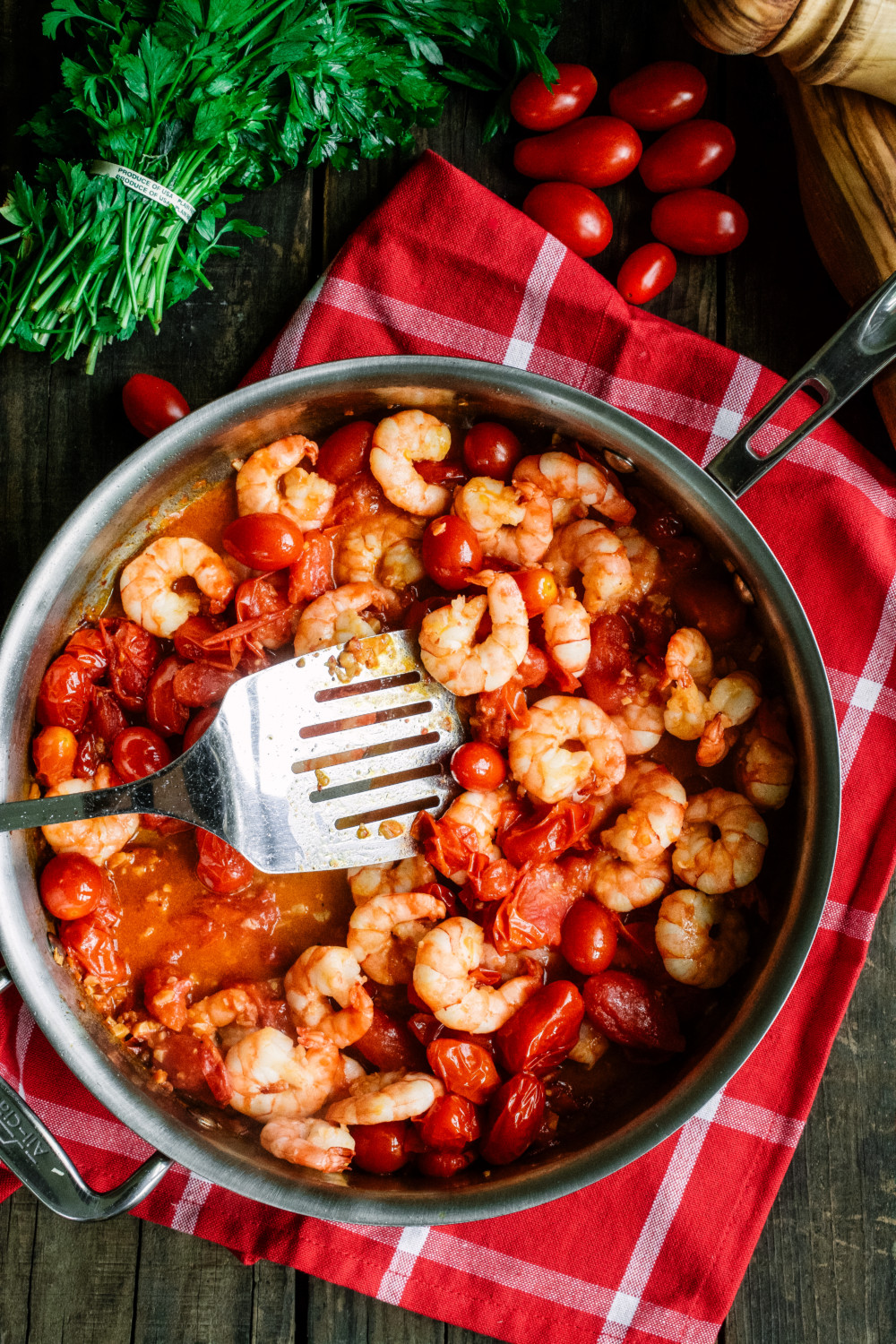 Pasta with Spicy Garlic Shrimp & Burst Grape Tomatoes